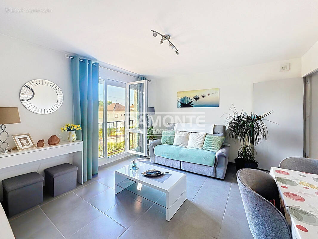 Appartement à LA CHAPELLE-SAINT-LUC