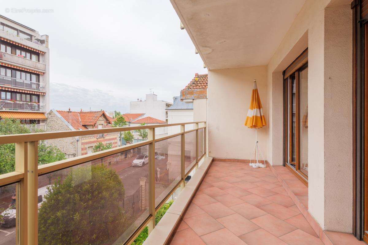 Appartement à SAINT-MAUR-DES-FOSSES