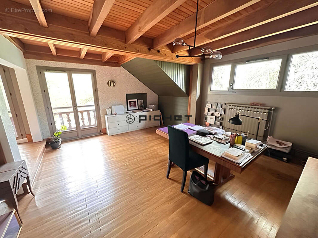 Maison à RAZAC-SUR-L&#039;ISLE