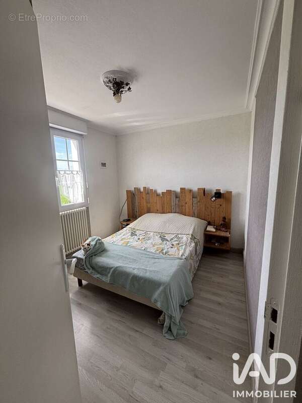 Maison 118 m² à Vernantes  - photo 5