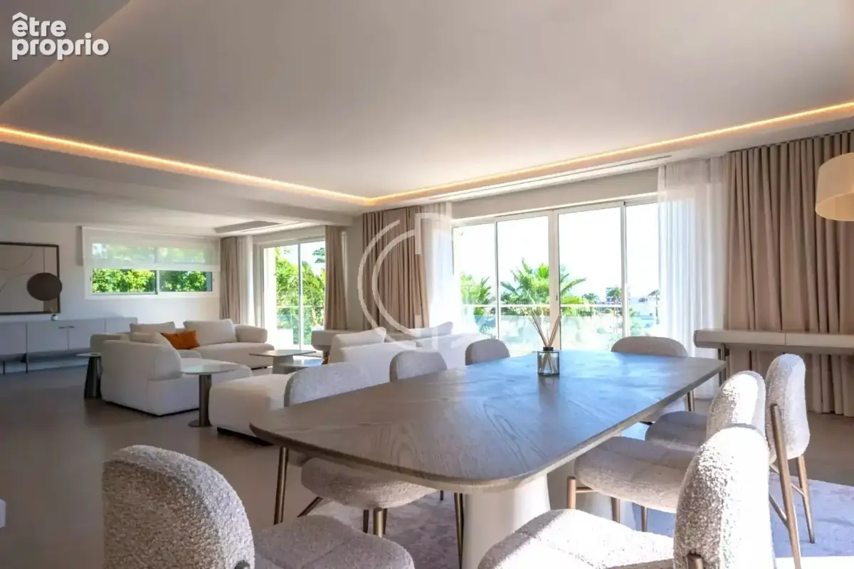 Cap d'antibes - villa rénovée - vue mer - photo 12