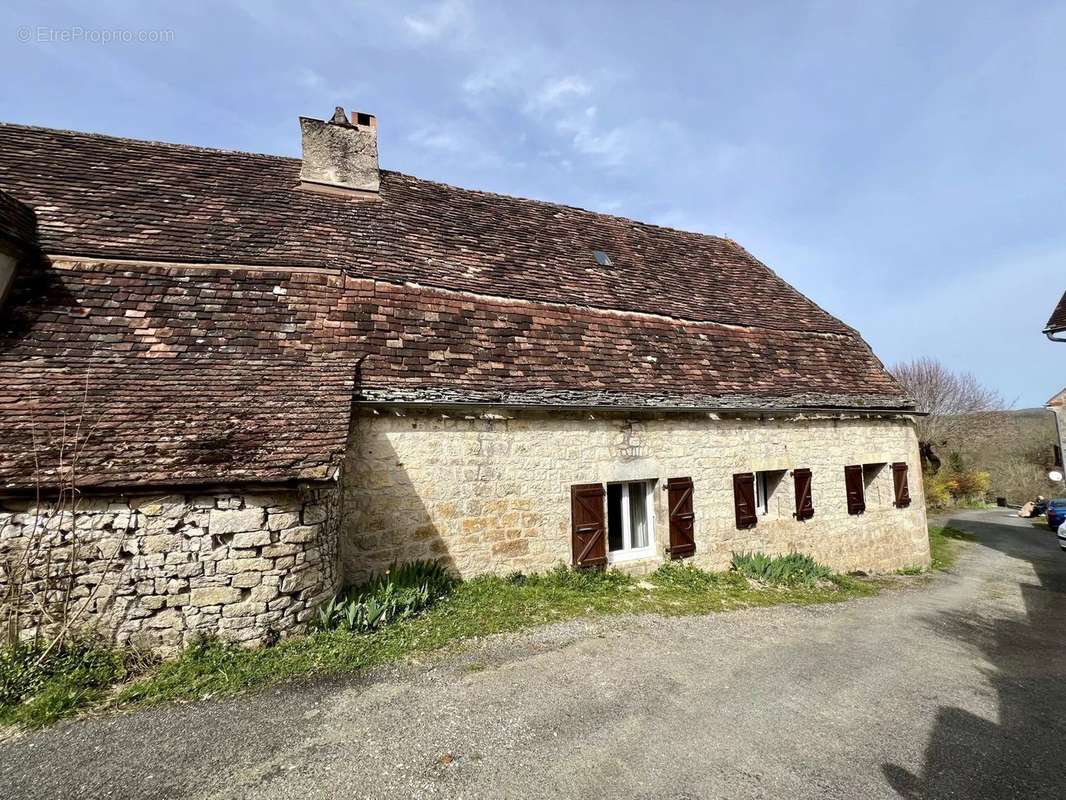 Appartement à FRAYSSINET