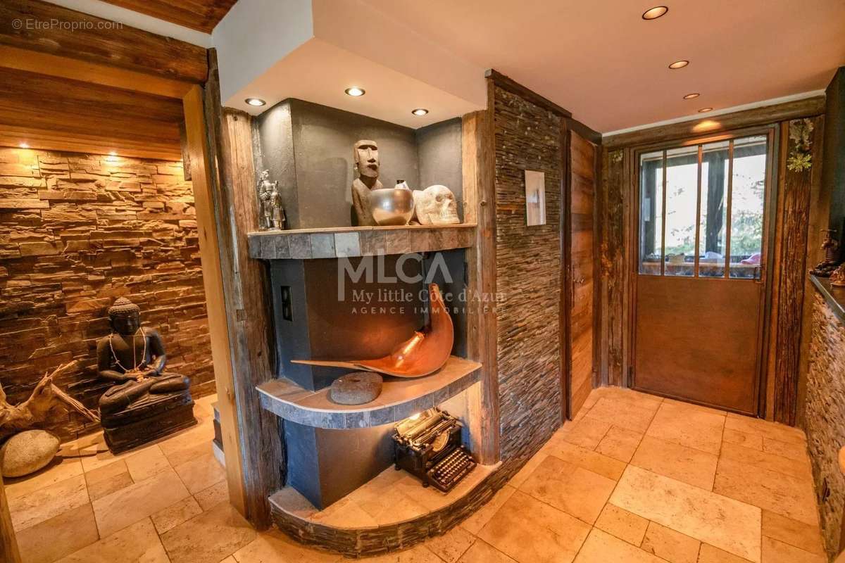 Appartement à SAINT-ETIENNE-DE-TINEE