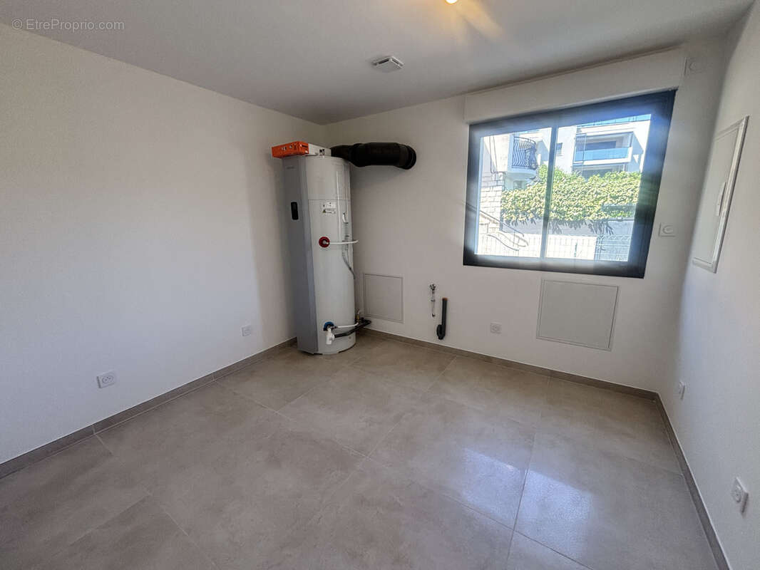 Appartement à CARRY-LE-ROUET