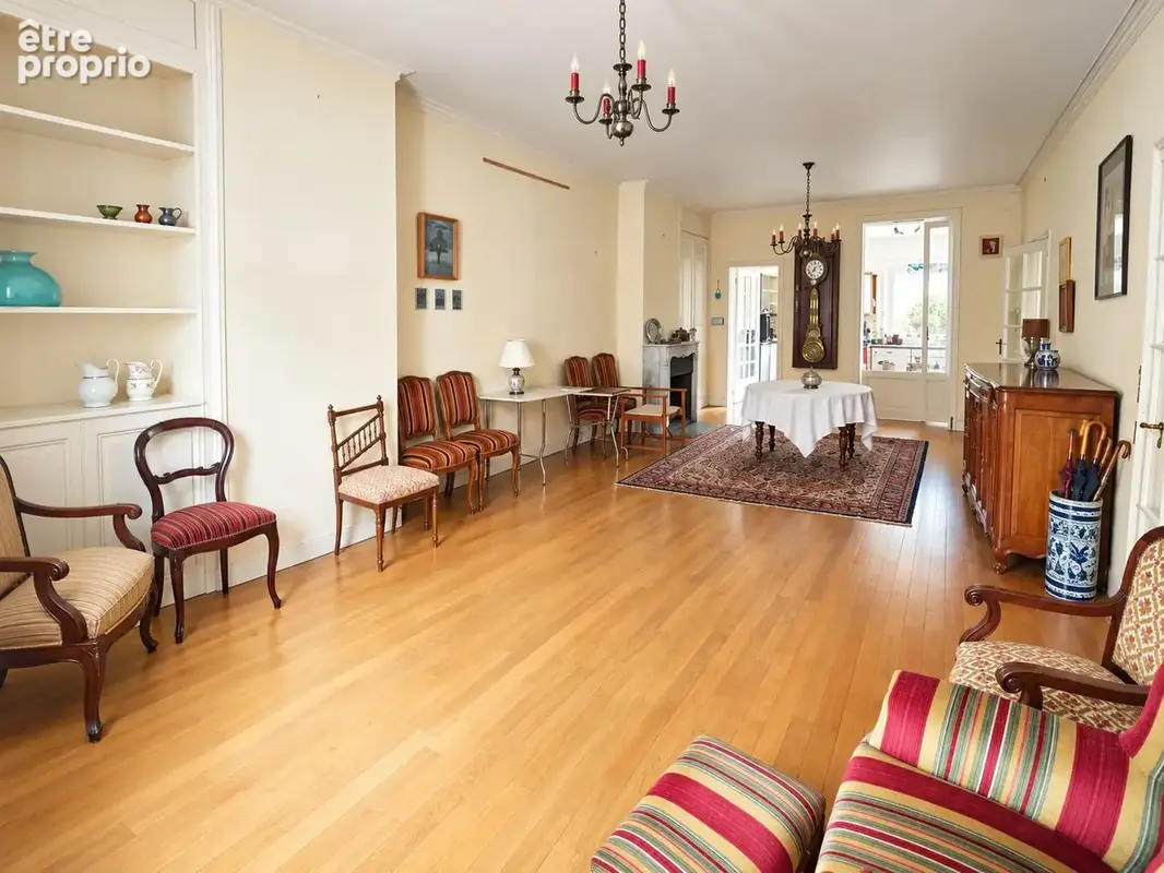 Photo Maison à Tours au prix de 472 500€