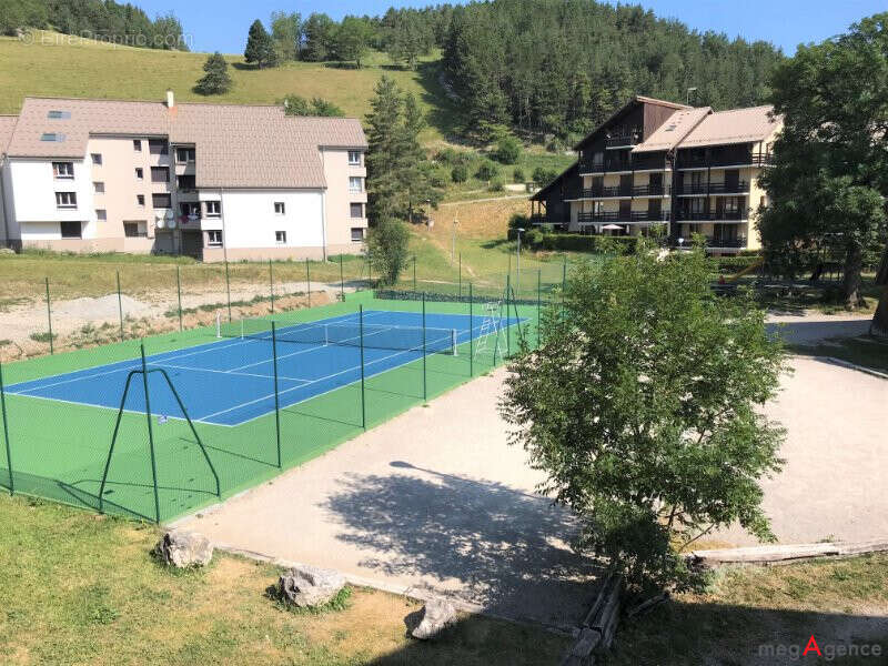 Joli studio 19 m² piscine chauffée & tennis privé - photo 8