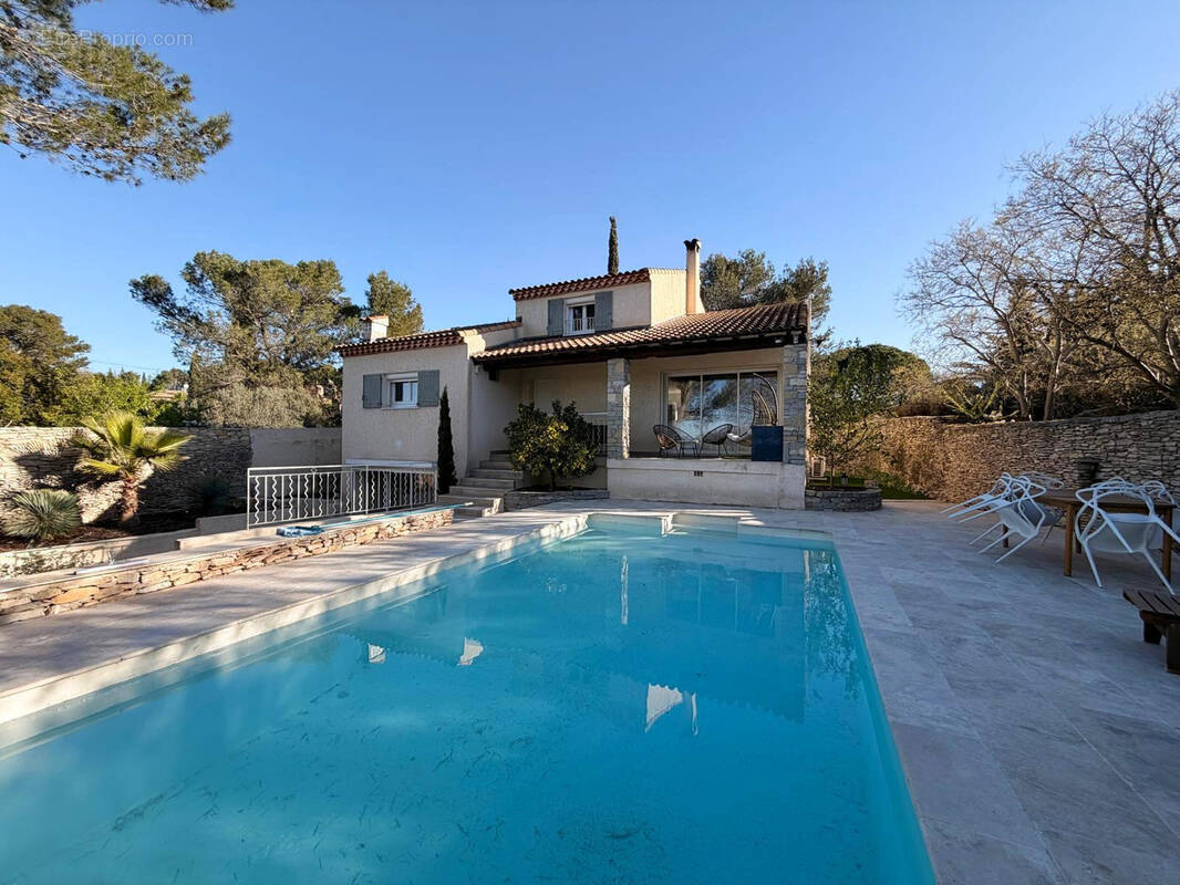 Maison à NIMES