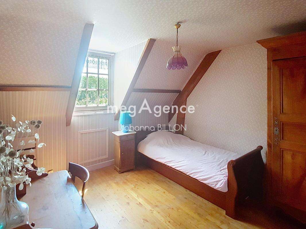 Belle maison familiale avec vie de plain-pied et toiture en ardoise naturelle !! - photo 12