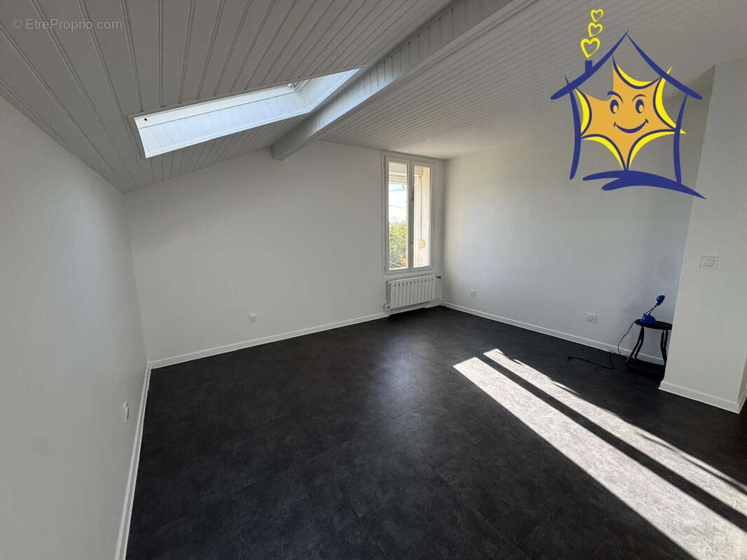 Maison à VIRY-CHATILLON