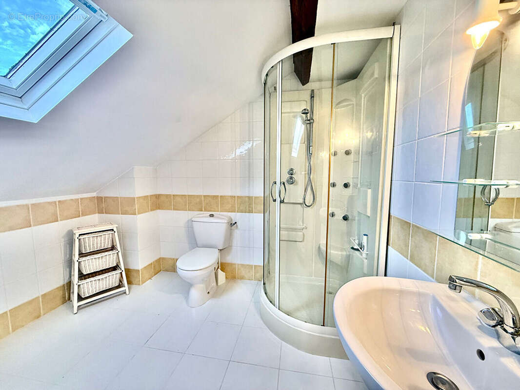 Maison 165m² à fleury-les-aubrais - photo 5