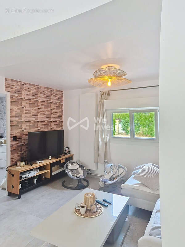 Maison 110 m² à Ecommoy  - photo 3
