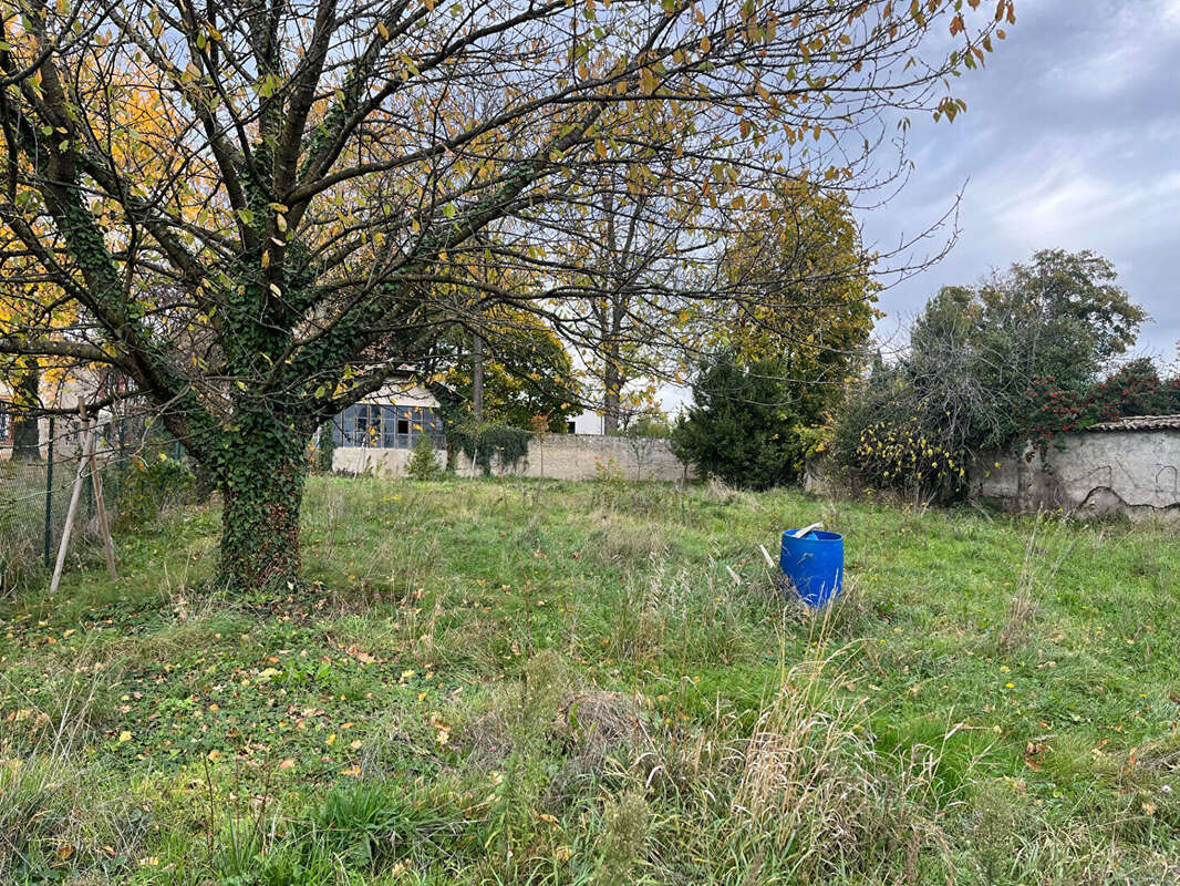 Terrain à VERNAISON