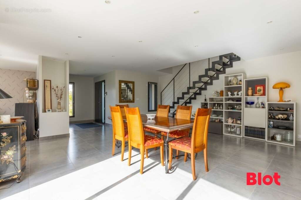 Maison à LA MEZIERE