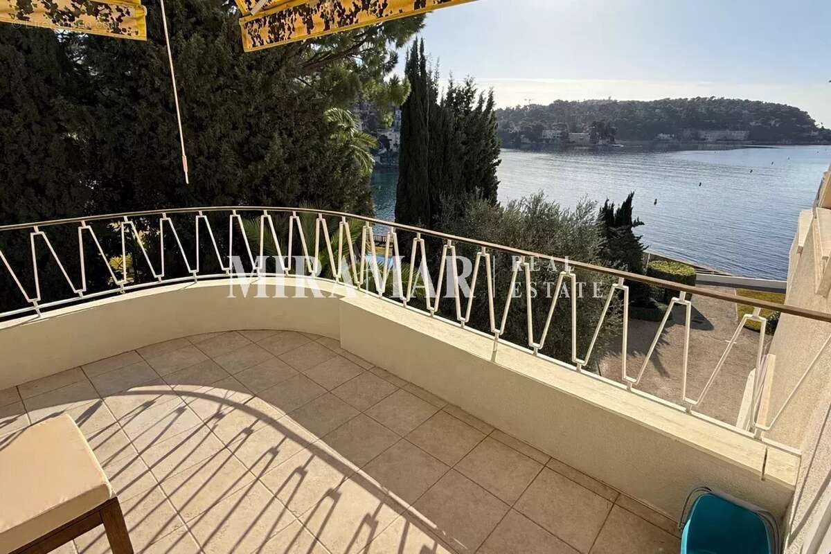Appartement à VILLEFRANCHE-SUR-MER