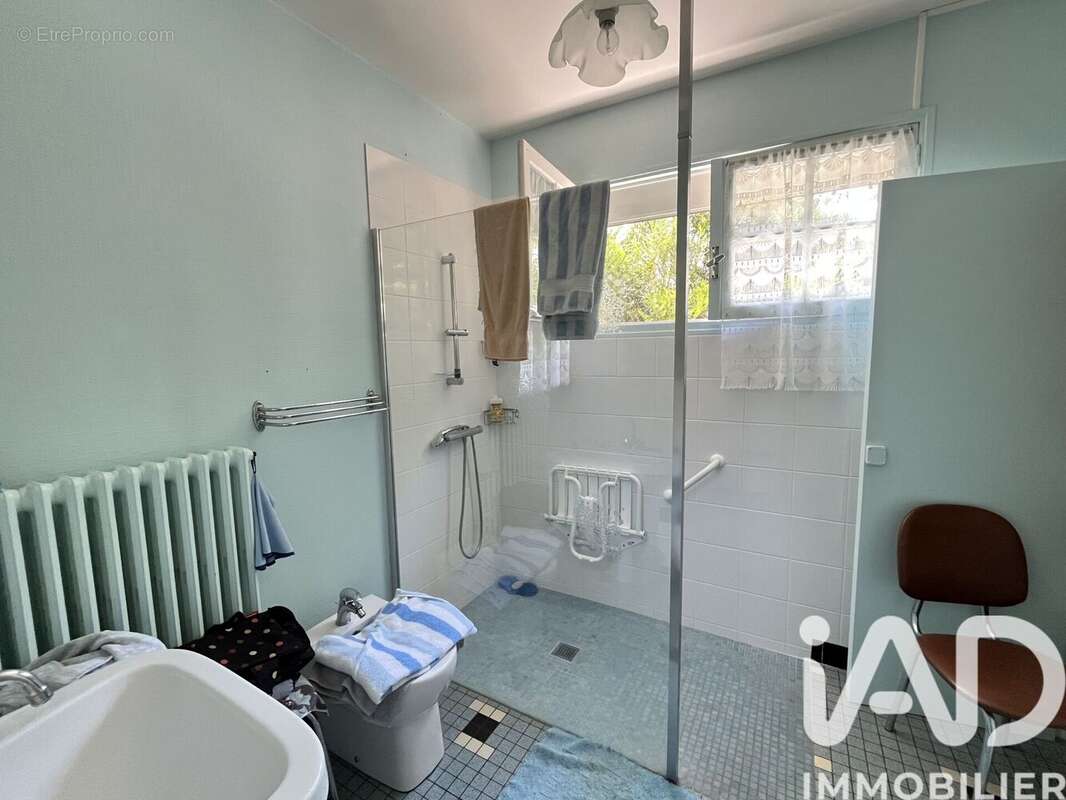 Maison 120 m² à Bethines  - photo 9
