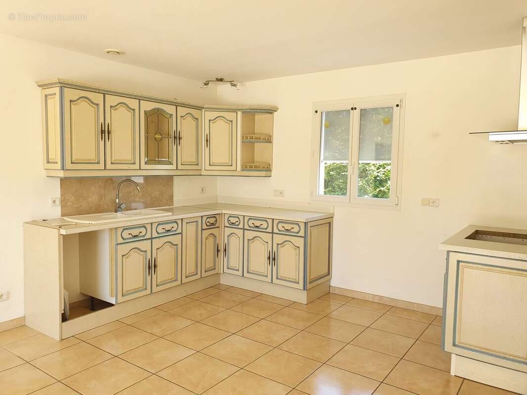 Maison 105 m² à Gemozac  - photo 6