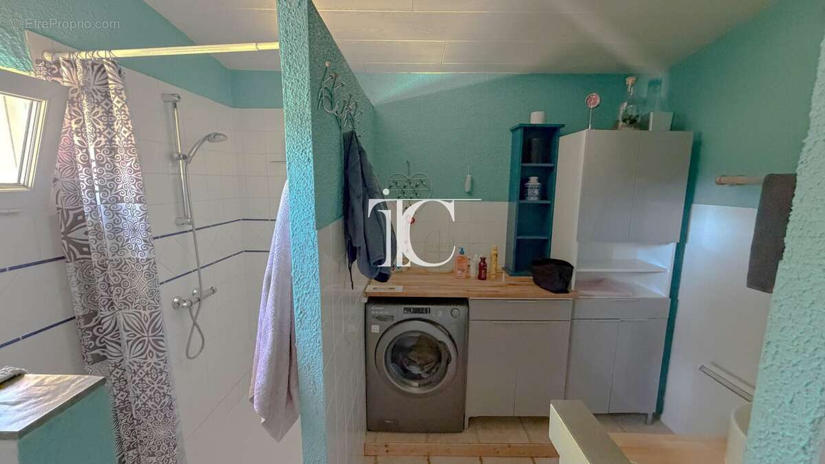 Maison ancienne de caractère avec piscine et garage - photo 11