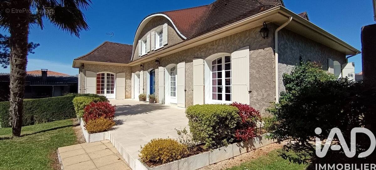 Photo 1 - Maison à VIVONNE