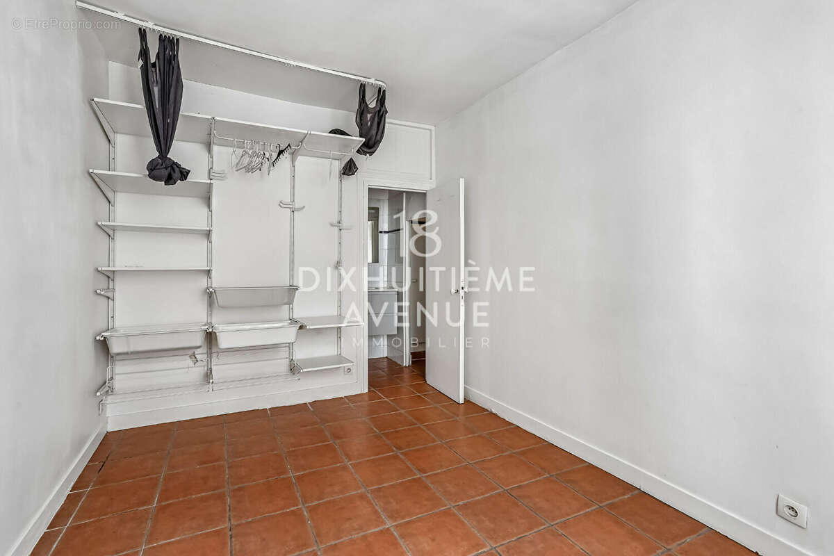 Appartement à PARIS-18E