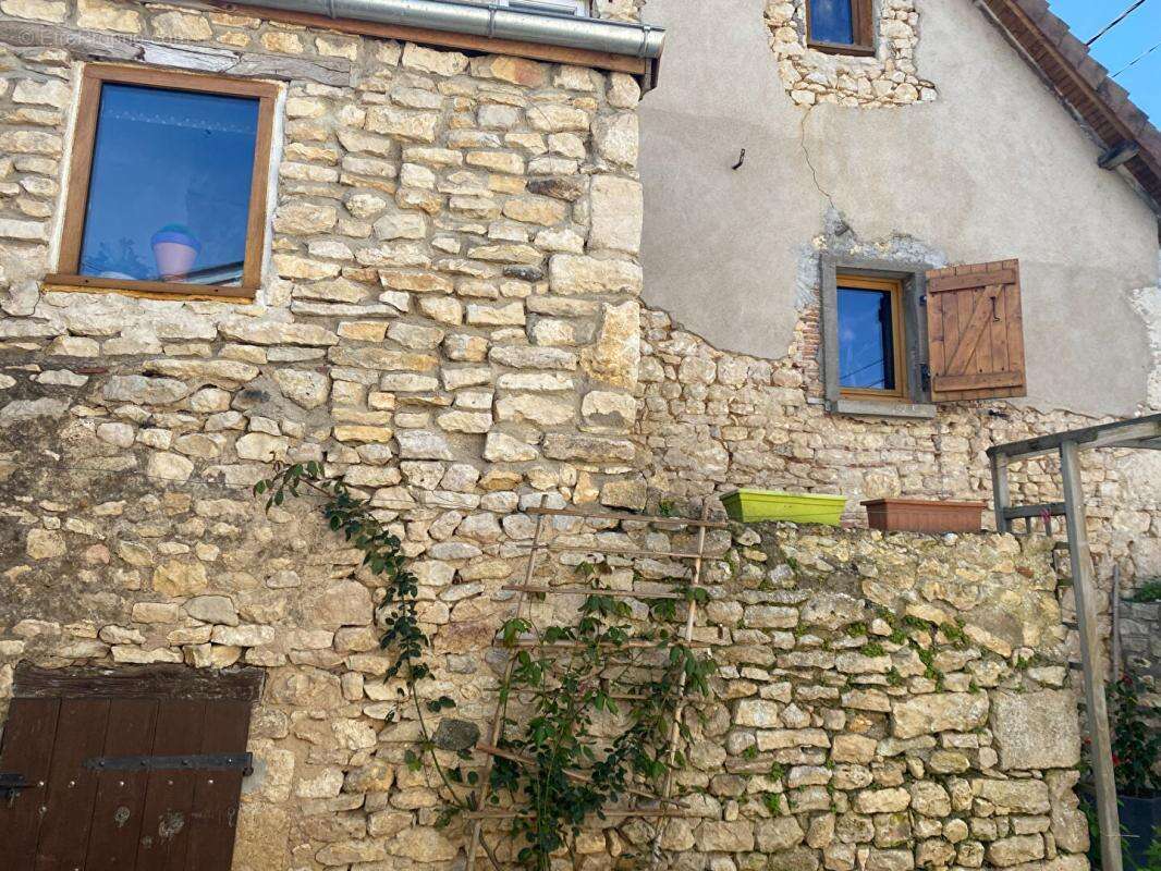 Maison à RUFFEC