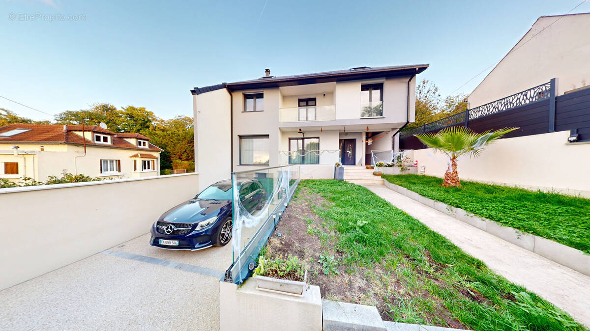 Maison à CORMEILLES-EN-PARISIS