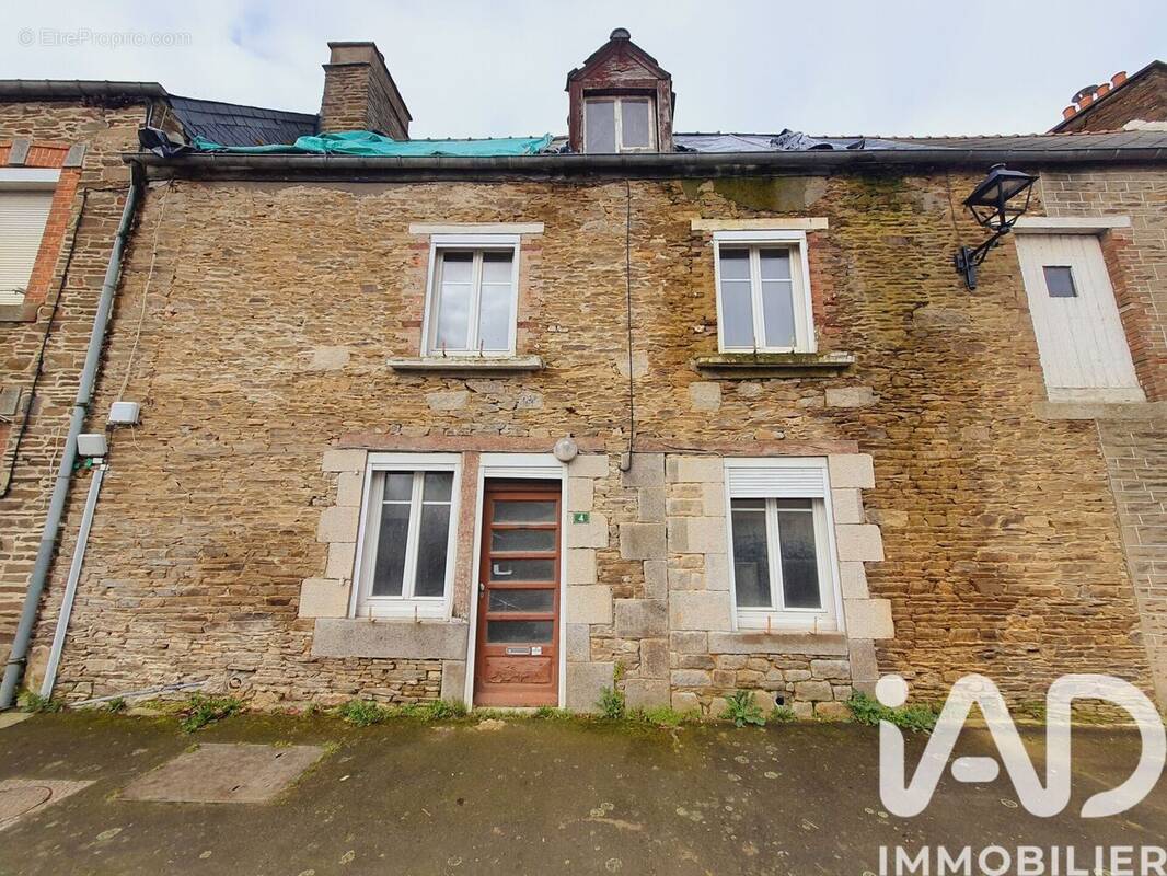 Photo 1 - Maison à TRANS-LA-FORET