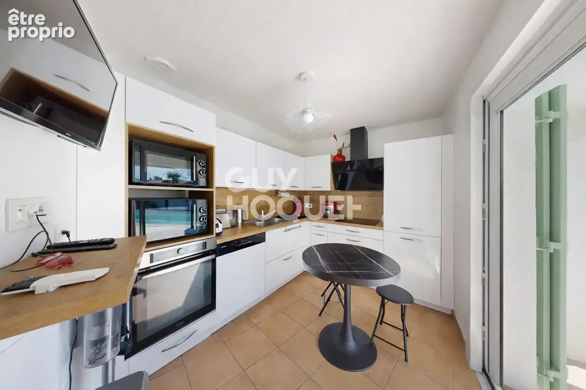 Villa de plain-pied - 91m2, au coeur du Golf de Saint-Cyprien (66750) - photo 4