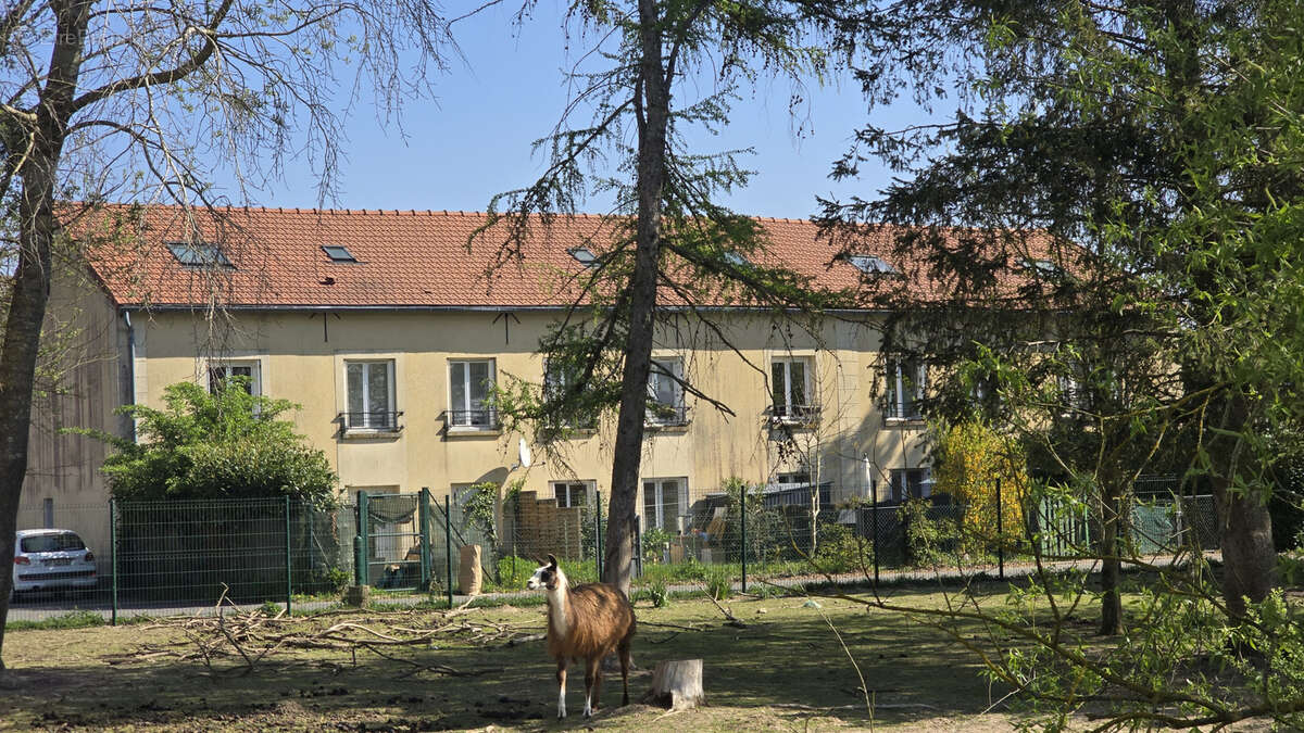 Appartement à PECQUEUSE