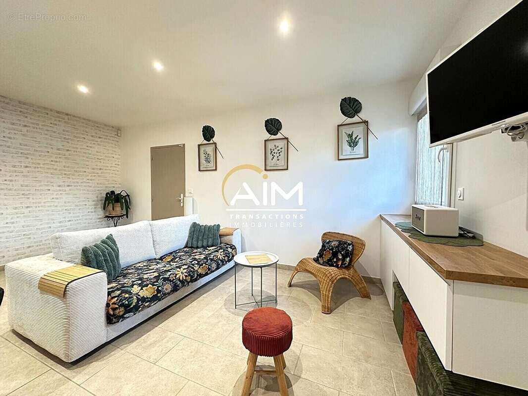 Maison à MONTLOUIS-SUR-LOIRE