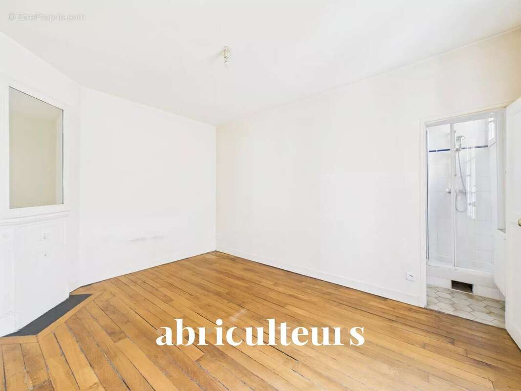 Appartement à PARIS-6E