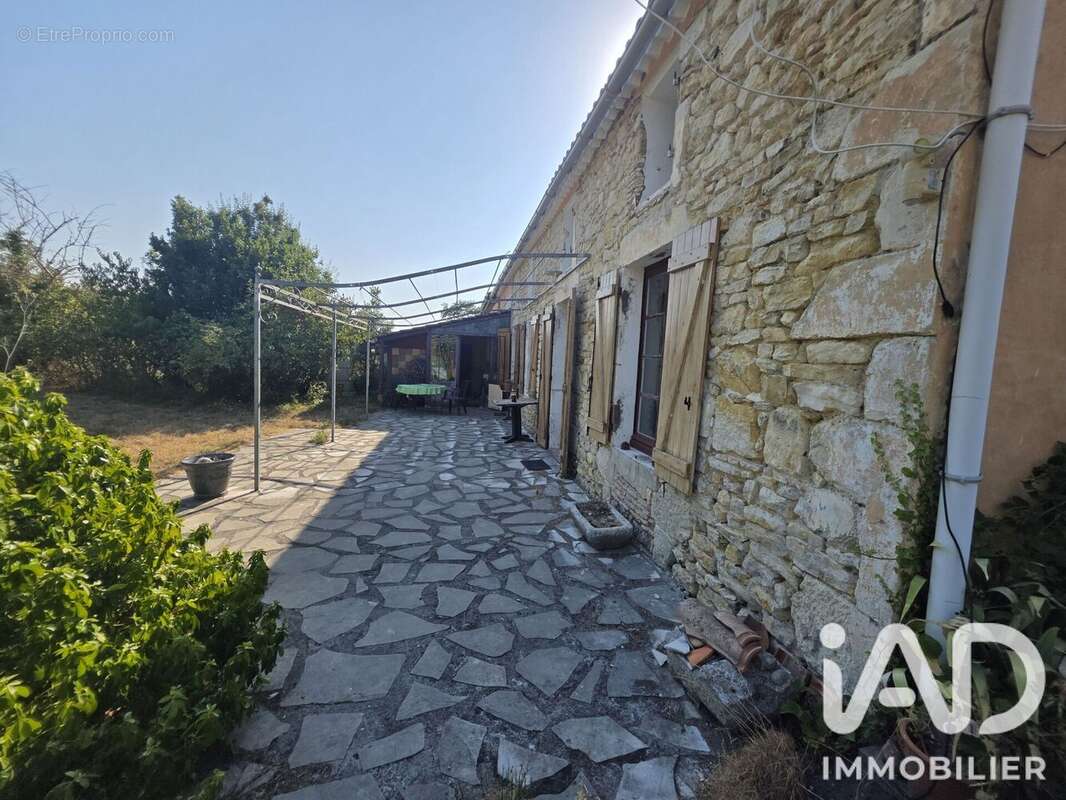 Maison 165 m² à Vendays-Montalivet  - photo 3