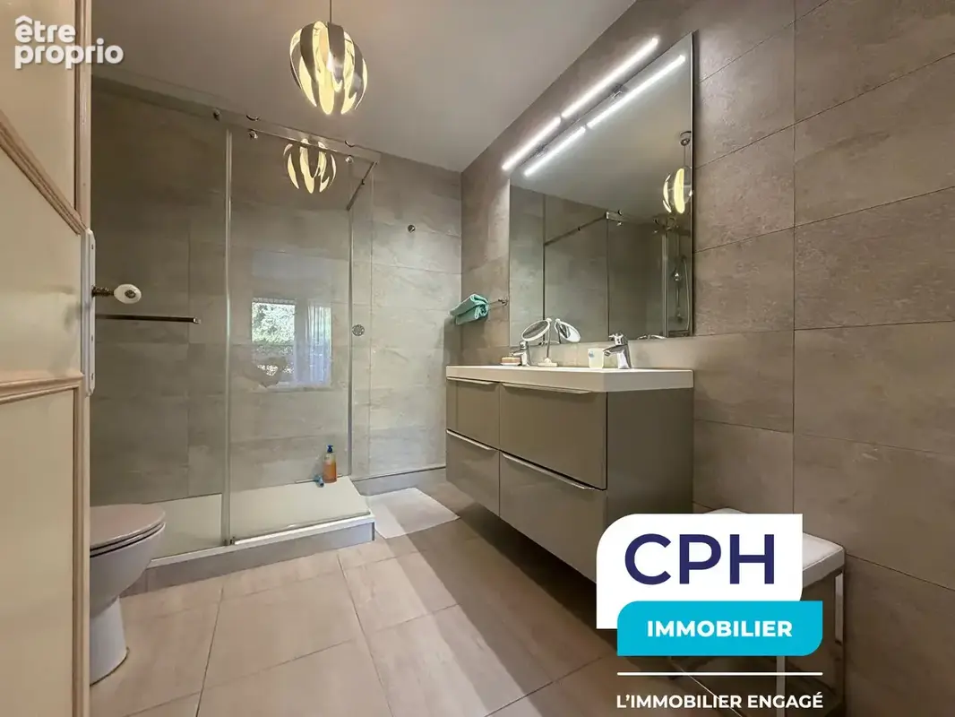 Appartement familial rare sur le marché, baigné du lumière - photo 15