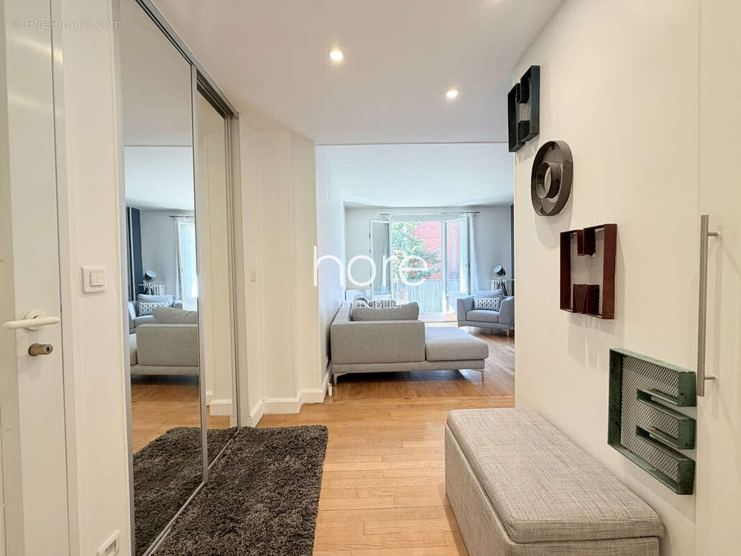 Appartement à ASNIERES-SUR-SEINE