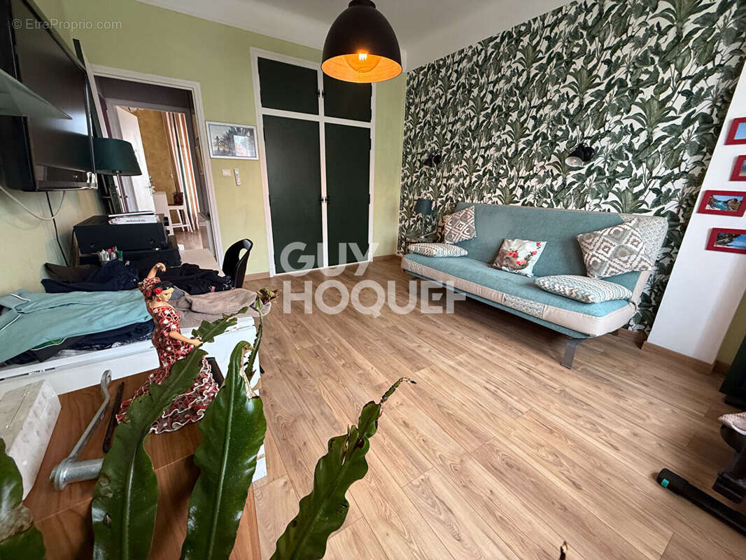 Maison - 6 pièces avec piscine , A vendre à Perpignan (66000) , Quartier Las Cobas - photo 14