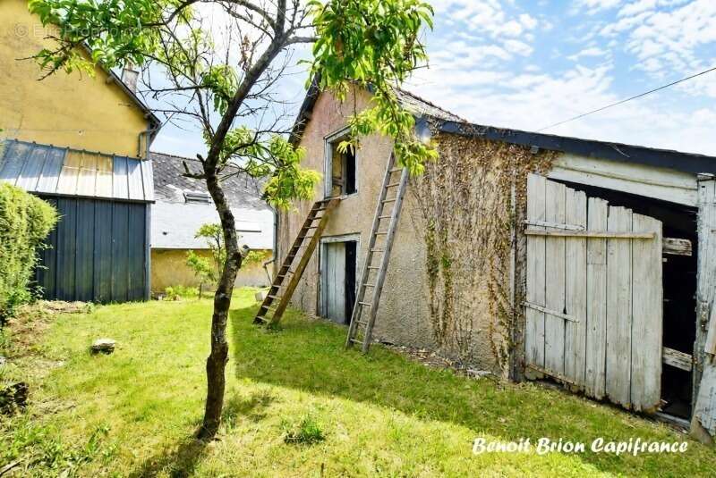 Maison à NOYAL-CHATILLON-SUR-SEICHE