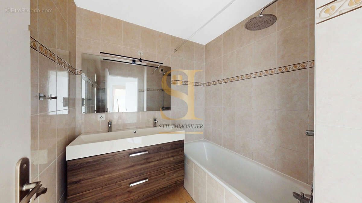Appartement à MASSY