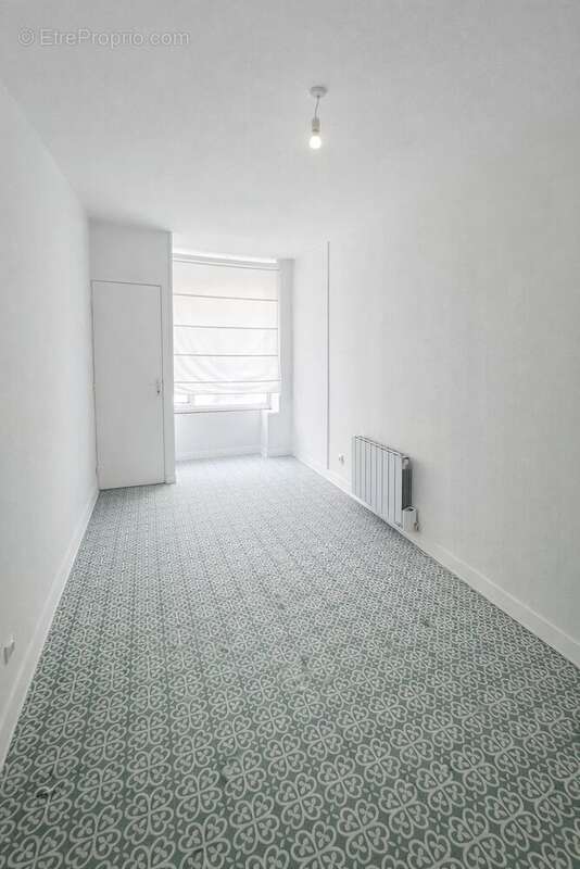 Commerce à TROUVILLE-SUR-MER