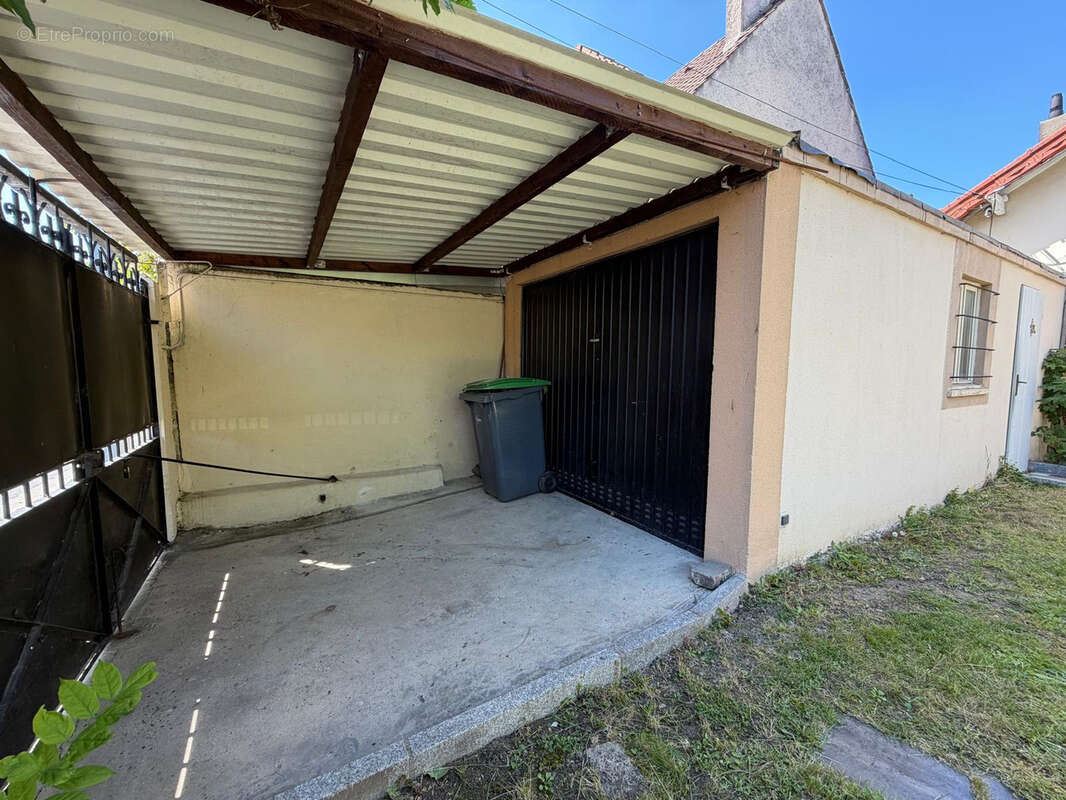 Maison à MITRY-MORY