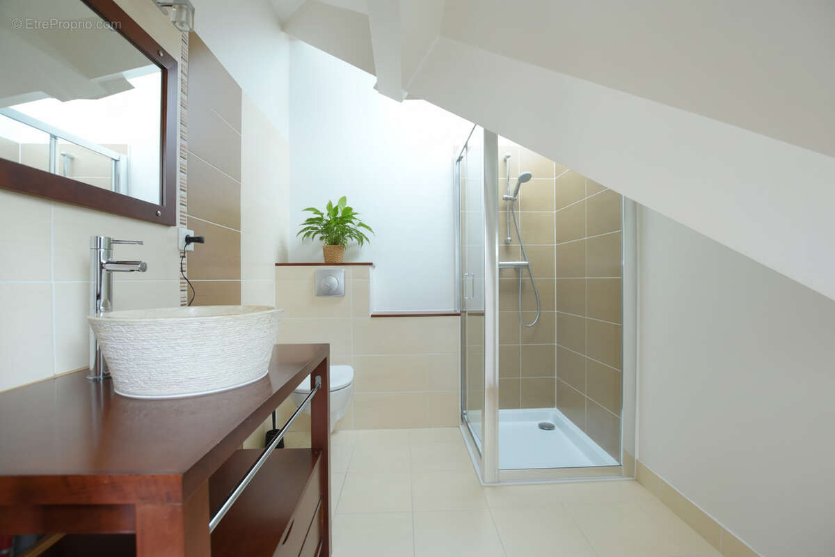 Maison à LES ESSARTS-LE-ROI