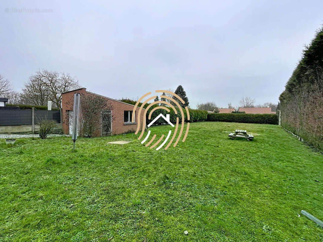 Maison à ROOST-WARENDIN