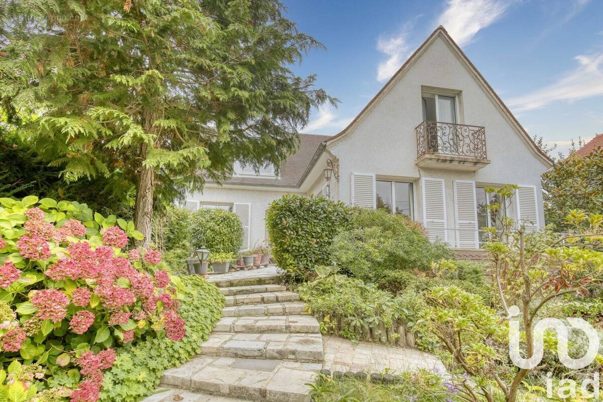 Photo 1 - Maison à MONTMORENCY