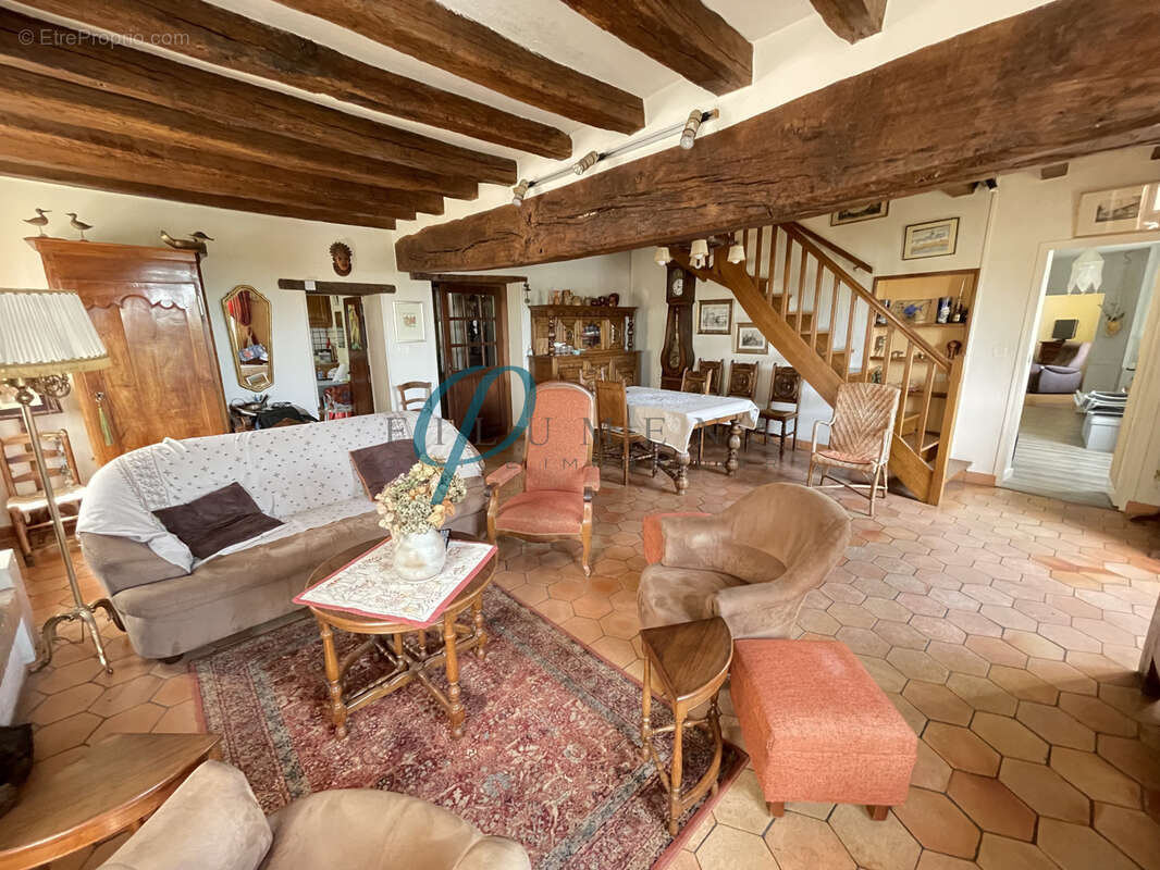 Maison à SAINT-GEREON