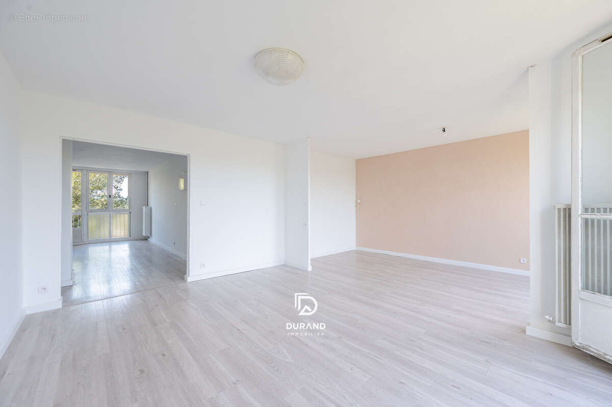 Appartement - terrasses - les caussettes - 13400 aubagne - photo 4