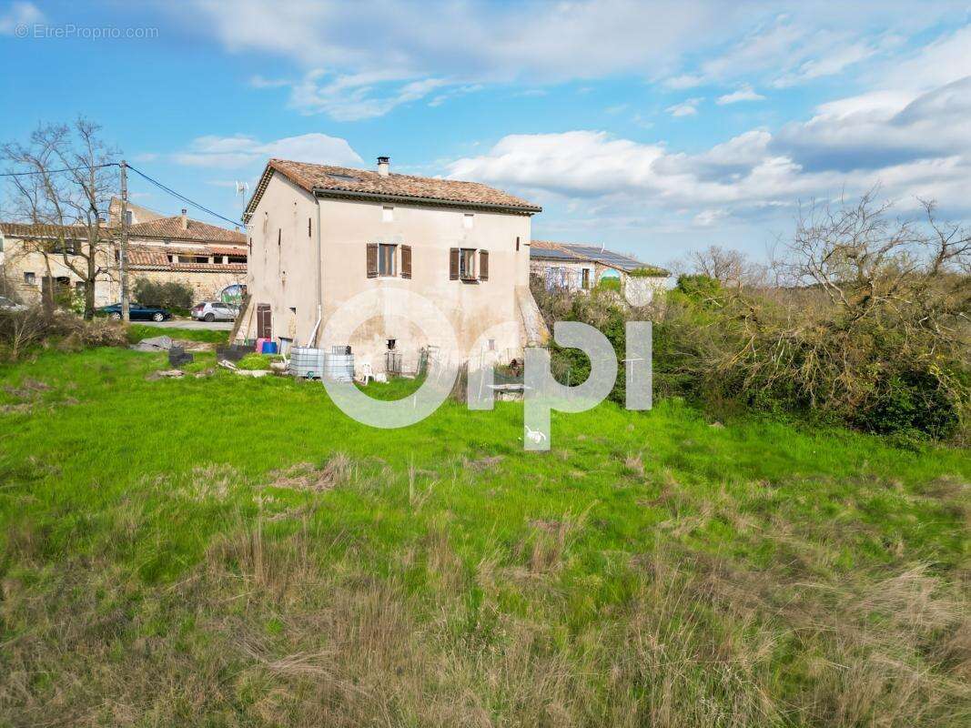 Maison à LAGORCE