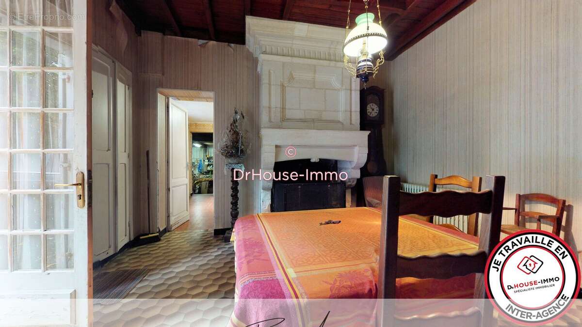 Maison 259 m² à Lugon-Et-L'ile-Du-Carnay  - photo 4