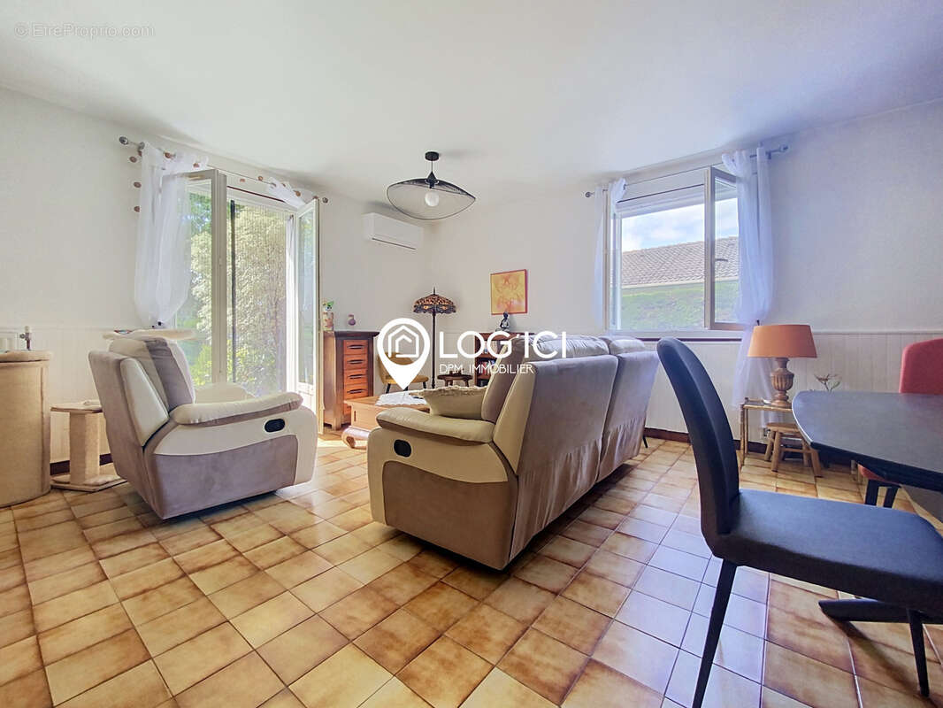 Maison 4 pièces 104 m2 - photo 2