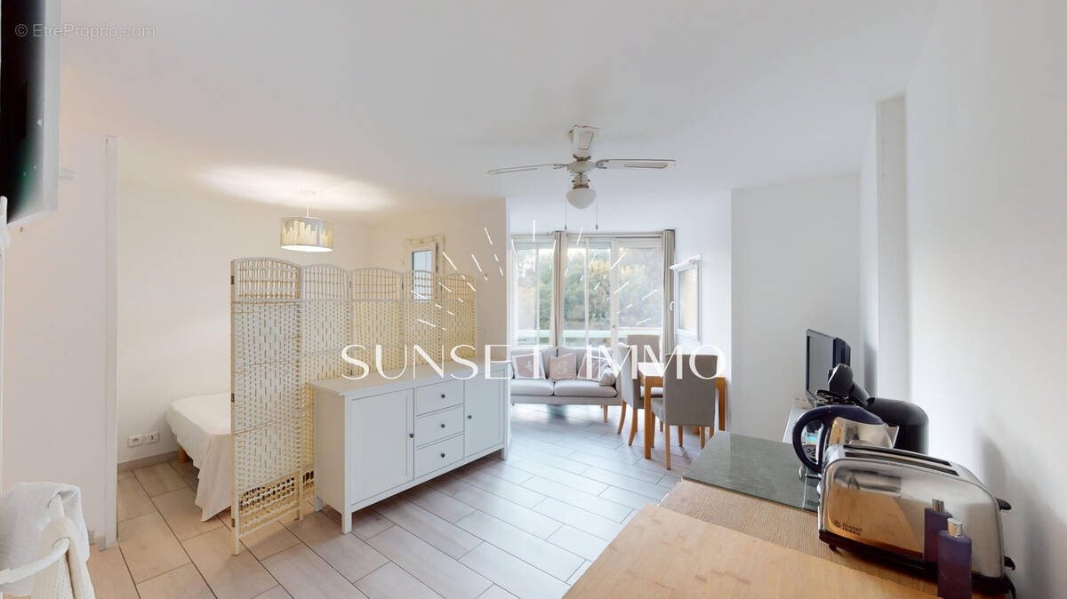 Appartement à SAUSSET-LES-PINS