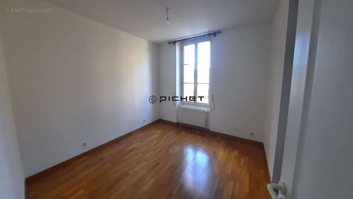 Appartement à BRIVE-LA-GAILLARDE