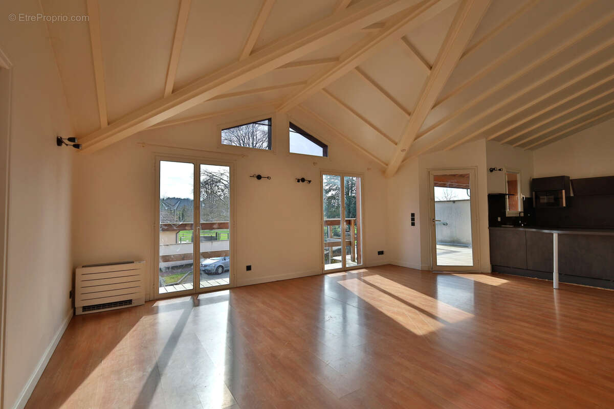 Maison à OYTIER-SAINT-OBLAS