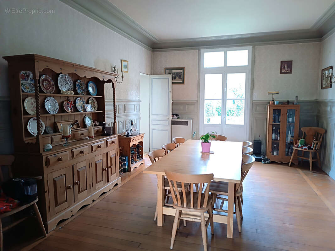 Maison à MOUY